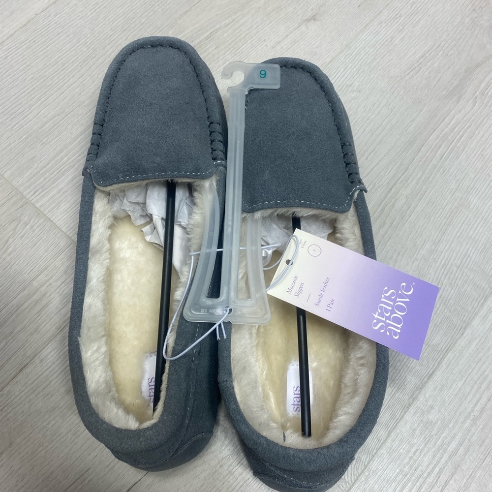 stars above Gray Suede-Look Fleece-Lined Slip-On Slippers